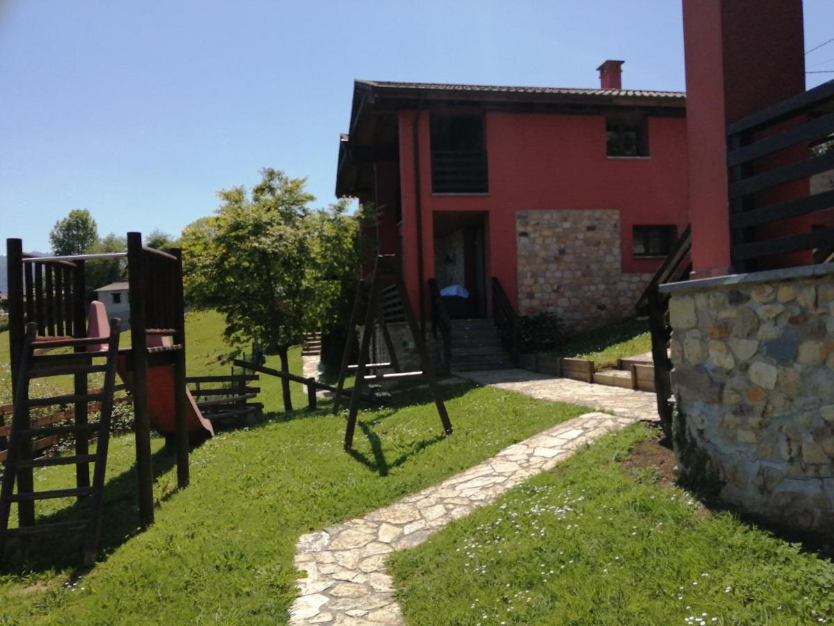 Apartamentos Rurales El Mirador De San Juan Cangas de Onis Exterior photo